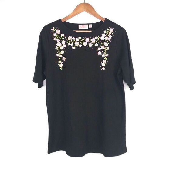 Quacker Factory Women’s Embroidered Black Top Size M - Picture 1 of 5